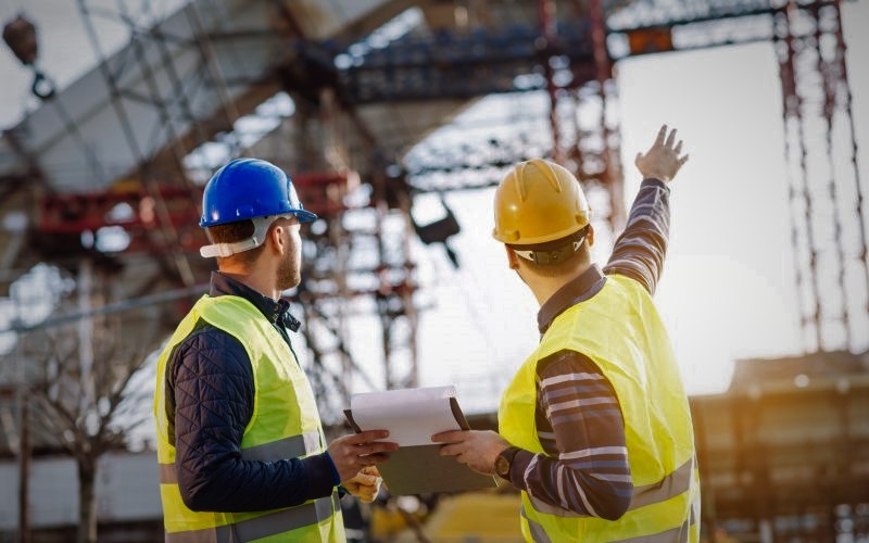 Parker Associates blog August 2018 construction site 2guys - حفاظت در برابر سرج